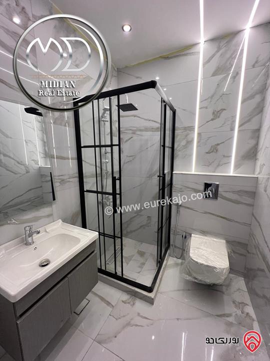 شقة دوبلكس شبه ارضي جديدة للبيع في عمان - الظهير مساحة 250م 4 نوم تشطيبات سوبر ديلوكس بسعر مميز جداً