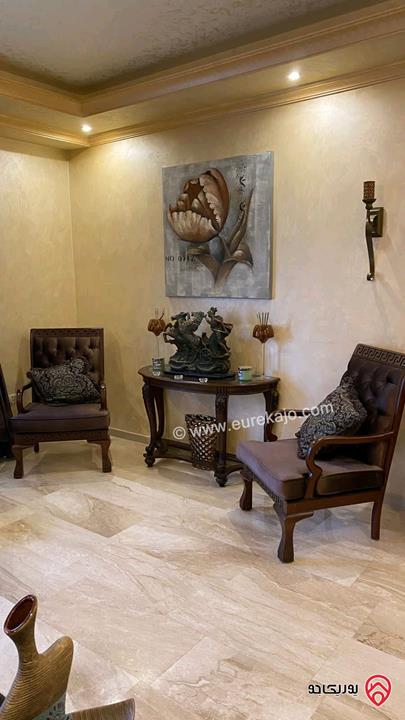 شقة طابق اول مساحة 255م للبيع في عمان - تلاع العلي