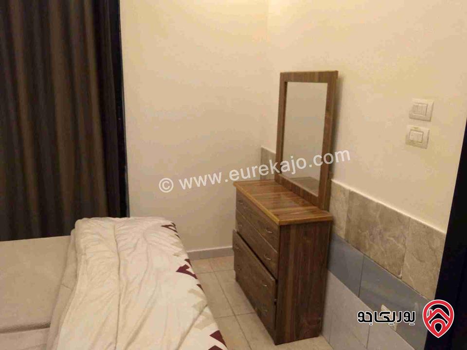 استديو مساحة 50م طابق ثاني للايجار مفروش في السابع جنيفا