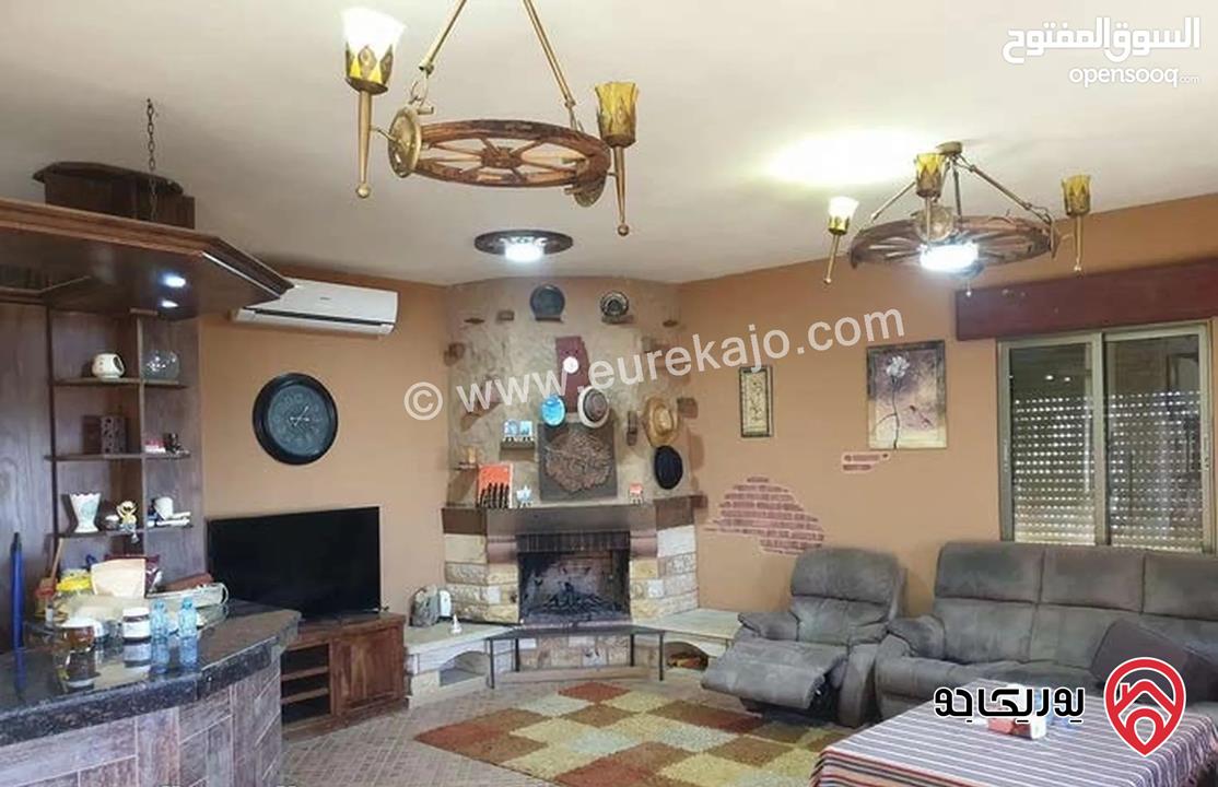 فيلا فاخرة مساحة 450م على أرض 960م للبيع في عمان - ابو السوس
