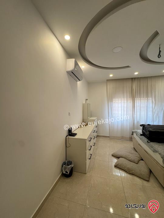 شقة أرضية مميزة مساحة 162م داخلي و 280م خارجي للبيع المنطقة الخامسة / العقبة