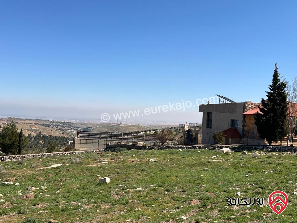 أرض مساحة 3 دونم و 500م للبيع في جرش ثغرة عصفور بالقرب من طريق اربد عمان الدولي 