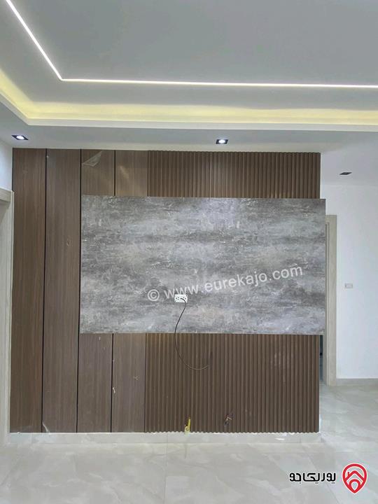 شقة فخمة طابق اول مساحة 175م للبيع في عمان - شفا بدران حي الدرك بسعر 85 الف ت 0796974924 
