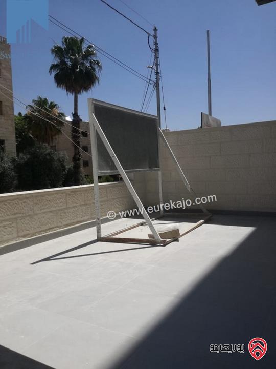 شقة ارضية مميزة مساحة 131م مع ترس 50م تشطيب سوبر ديلوكس لم تسكن للبيع في عمان - السابع