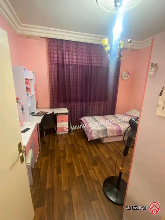 شقة طابق أول مساحة 172م للبيع في عمان - الرابية