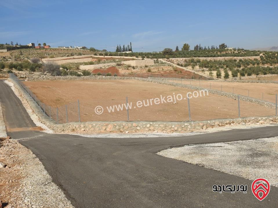 أرض مساحة 3 دونم و 500م للبيع في الزرقاء - العالوك