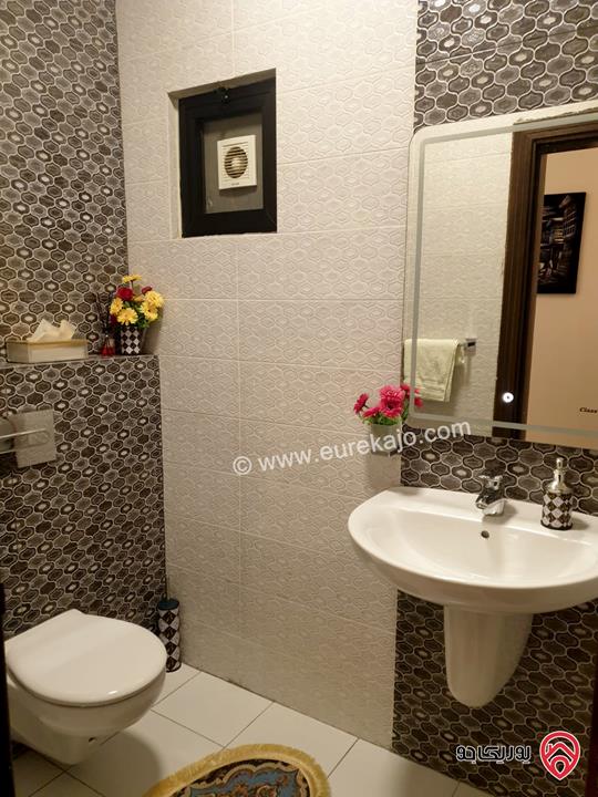 شقة طابق أول مساحة 120م للايجار مفروشة في عمان - الرابية