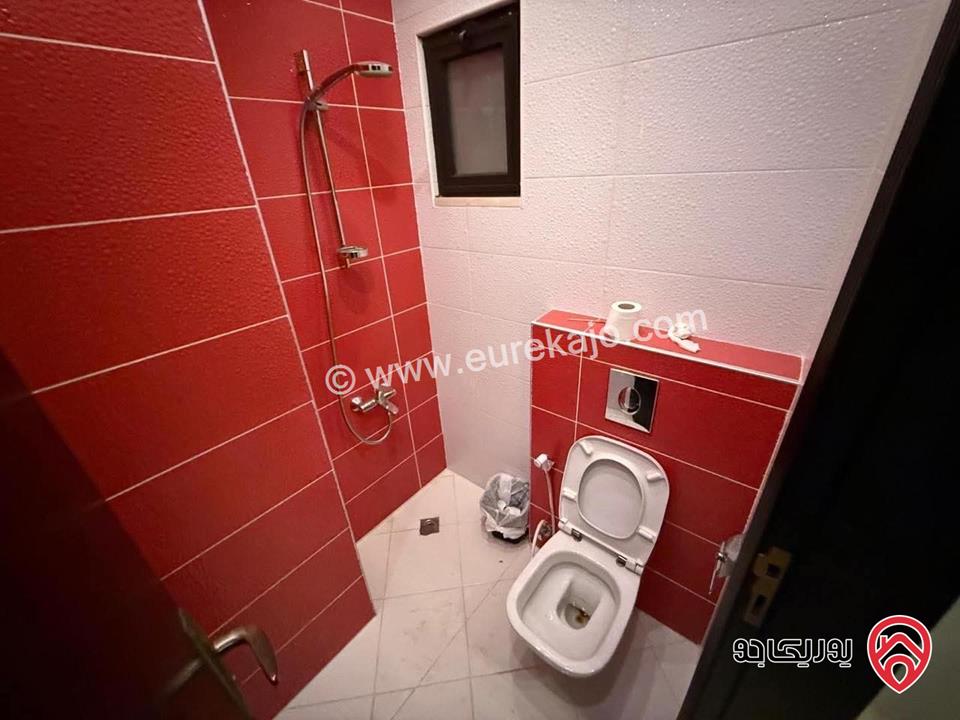 روف طابق ثاني مساحة 100م داخلي و 100م خارجي للايجار في عمان - دابوق 