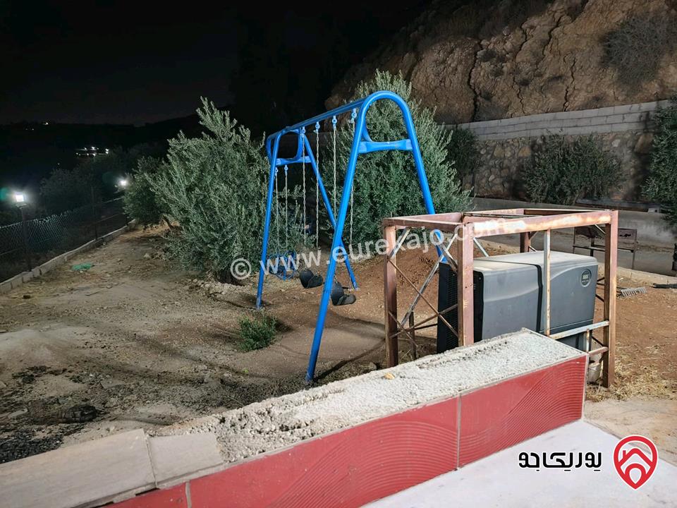 مزرعة مساحة الأرض 3 دونم و 340م والبناء 100م للبيع في عمان - ناعور