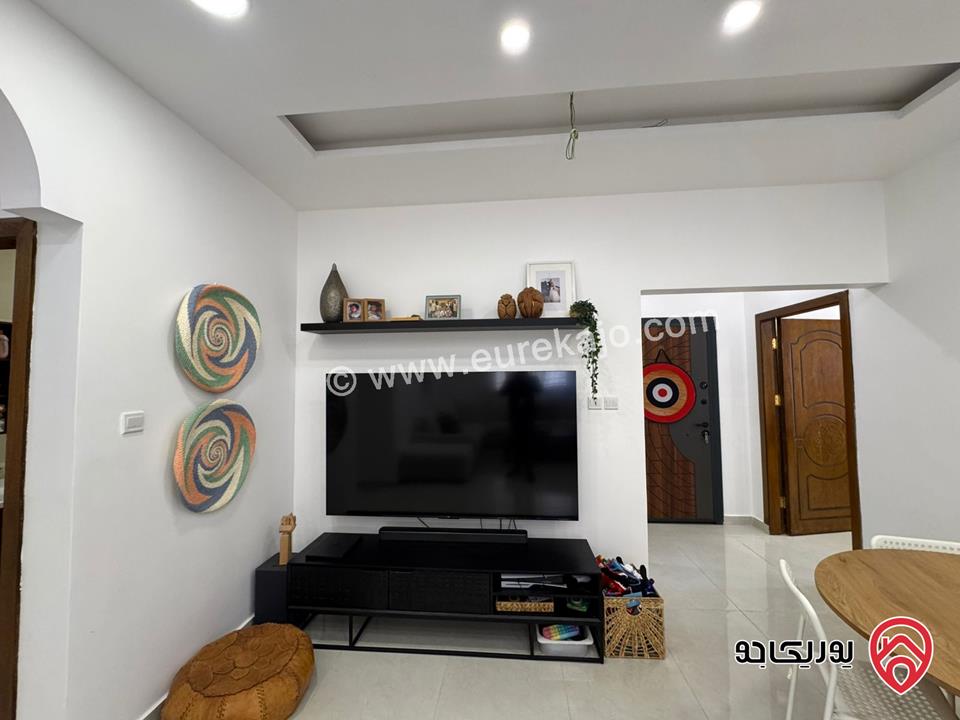 شقة أرضية مميزة مساحة 162م داخلي و 280م خارجي للبيع المنطقة الخامسة / العقبة