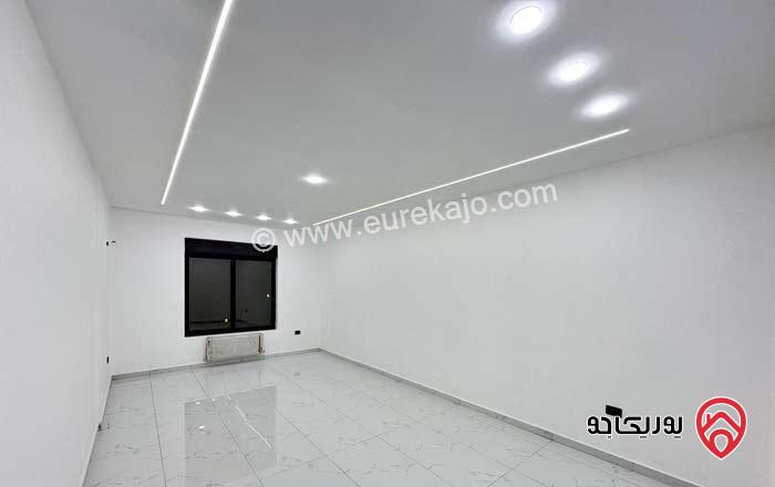 شقة فاخرة طابق ثالث دوبلكس مساحة 210م للبيع في عمان - البنيات