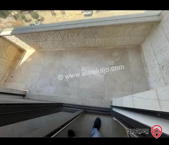 شقة طابق ثالث مساحة 155م للايجار في عمان - شارع مكة