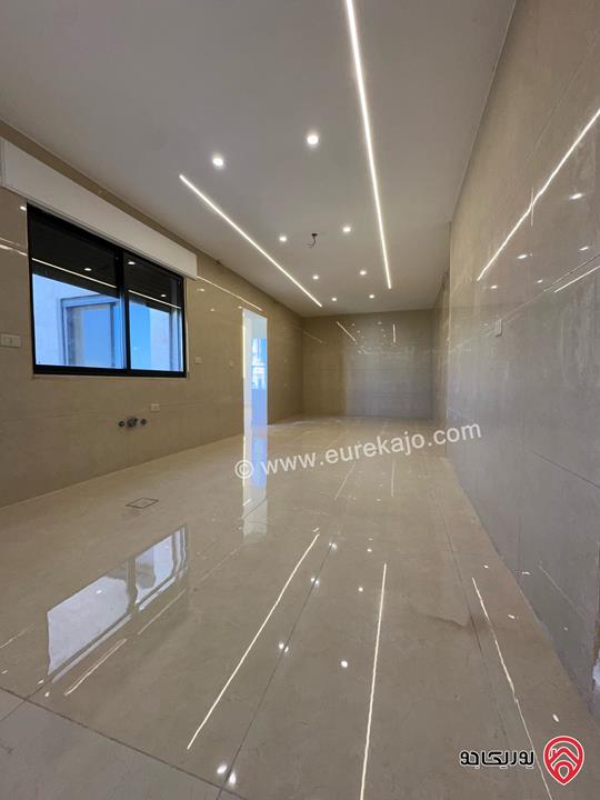 شقة شبه أرضية مساحة 200م للبيع في عمان - مرج الحمام