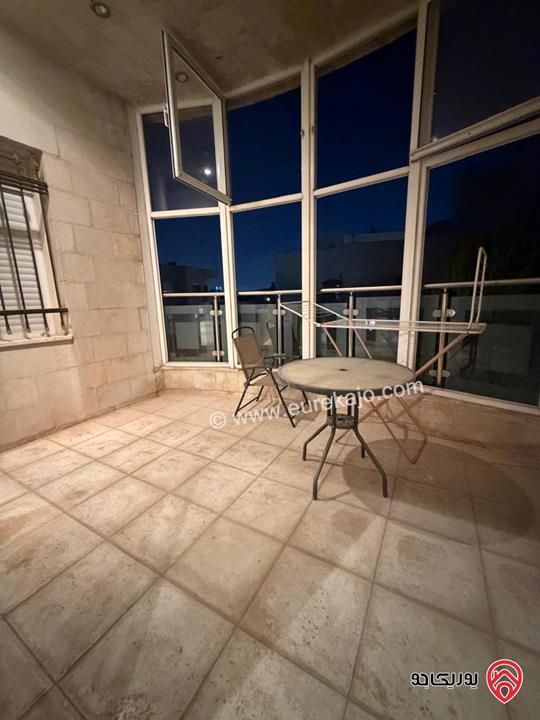 شقة طابقية فاخرة مفروشة او فارغة طابق ثاني مساحة 460م للإيجار في عمان - الجاردنز