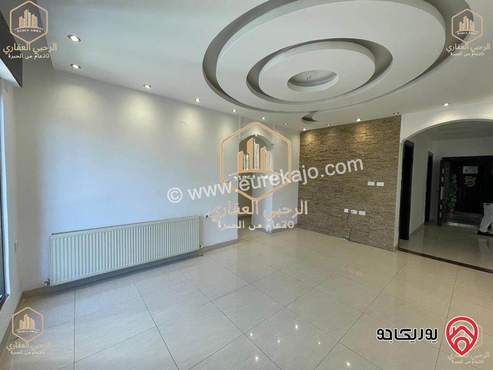 شقة ديلوكس فارغة طابق ثالث مساحة 190م للايجار في عمان - السابع