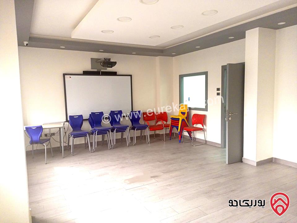 مكتب مميز مساحة 116م للبيع في عمان - الدوار السابع منطقة مخدومة