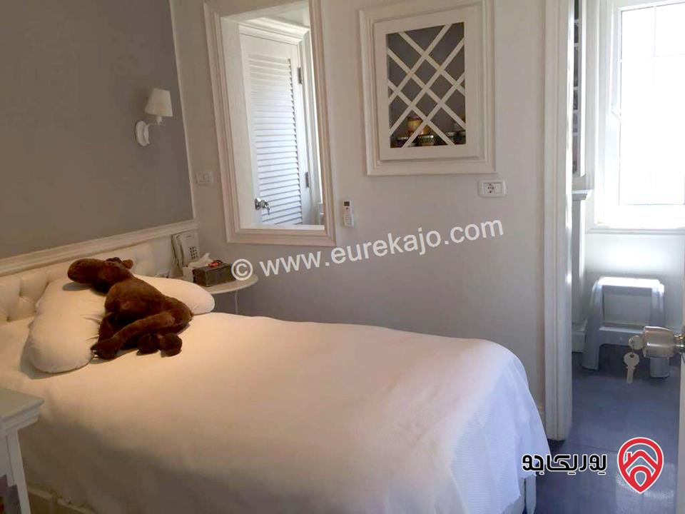 شقة أرضية مفروشة دوبلكس مساحة 250م مع مسبح للايجار في عمان - عبدون