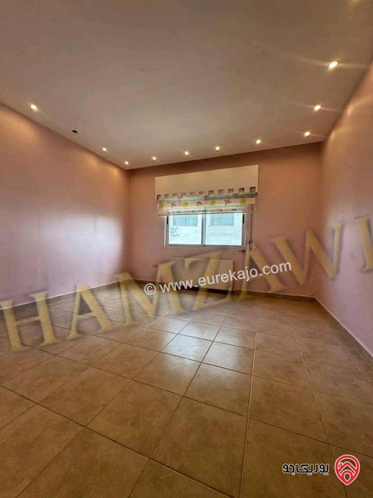 شقة ديلوكس فاخرة مساحة 190م طابق ثاني للايجار في عمان - الكرسي