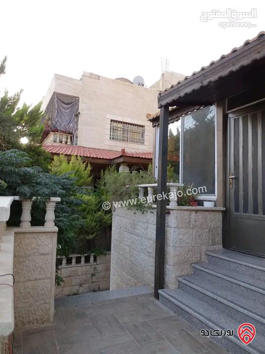 عمارة مساحة 410م على أرض 210م للبيع في عمان - ابو نصير
