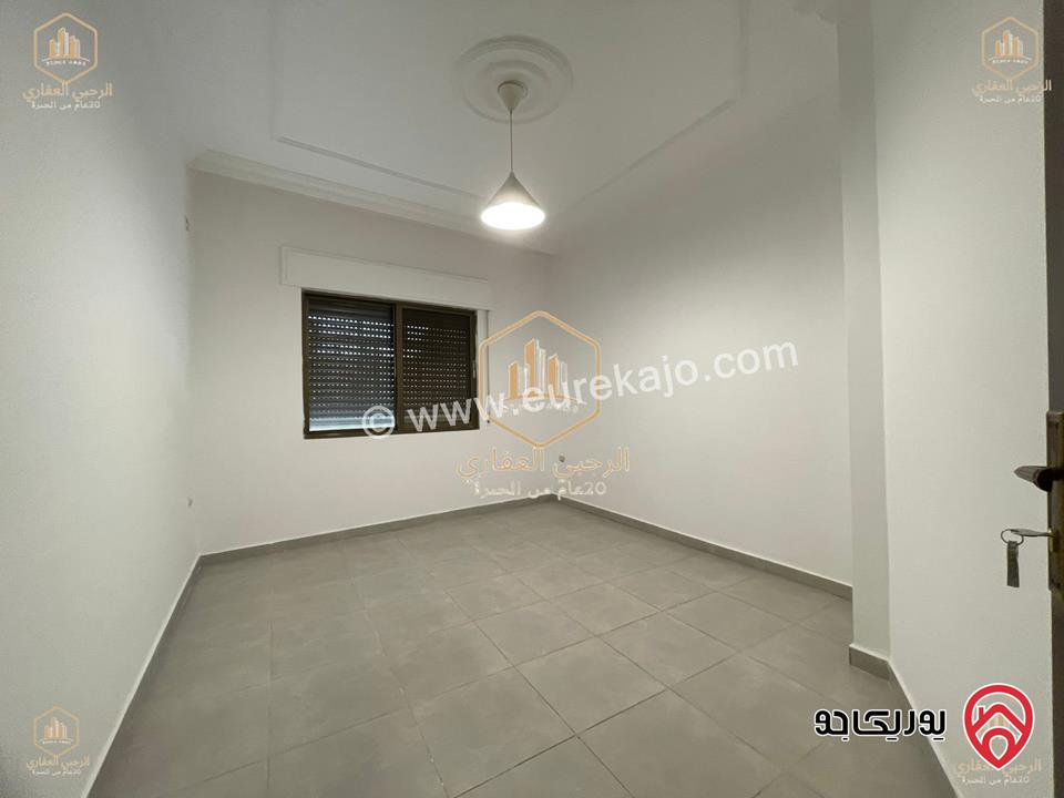 شقة ارضية مساحة 120م مع ترس خارجي 118م للايجار في عمان - السابع 