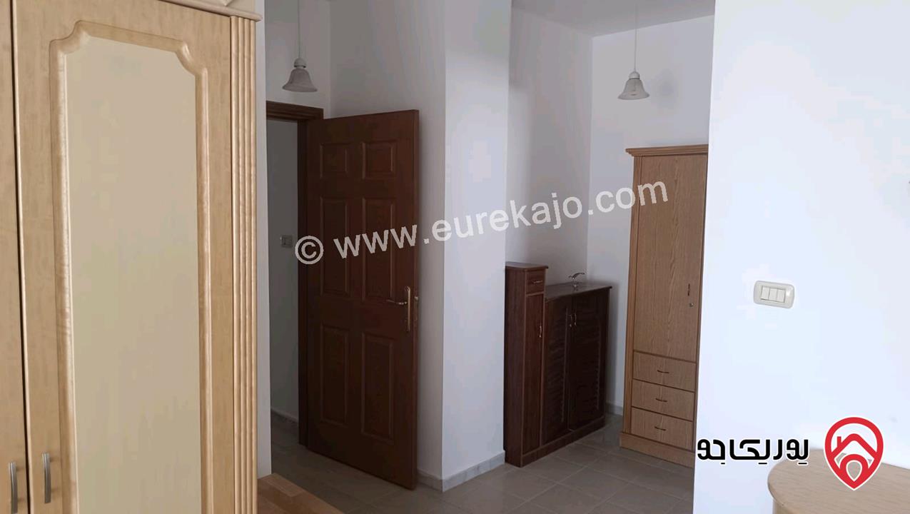 شقة مفروشة مساحة 204م طابق ثالث للإيجار في عمان - عبدون 