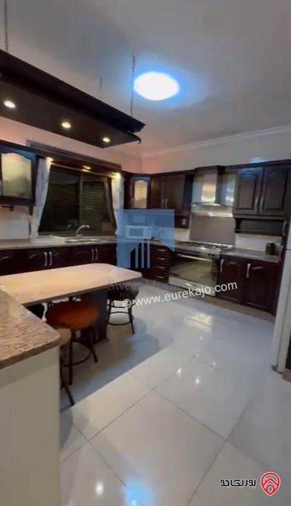 شقة طابق اول 187م تشطيب سوبر ديلوكس للبيع في عمان - تلاع العلي