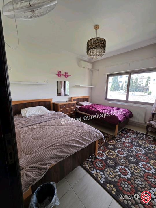 شقة طابق أول مساحة 190م للإيجار مفروشة في عمان - أم السماق 