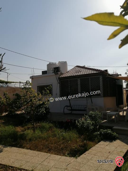 مزرعة (بيت ريفي جميل ) مساحة الأرض 900م والبناء 170م في منطقة الأغوار الوسطى ظهرة الرمل