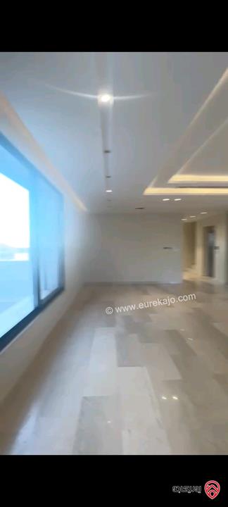 فيلا مساحة 530م على أرض 480م للبيع في عمان - دابوق