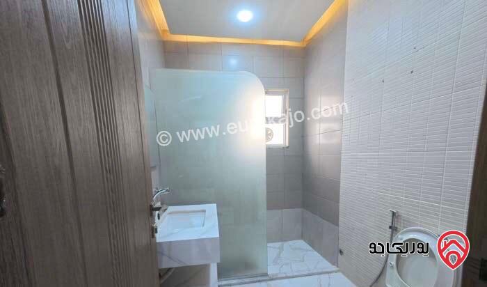 شقة مفروشة طابق اول مساحة 220م للايجار في عمان - ام السماق 