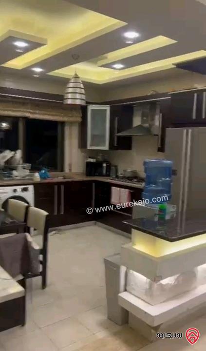 شقة أرضية مساحة 113م داخلي وخارجي 90م للبيع مفروشة في عمان - ضاحية الأمير راشد من المالك مباشرة