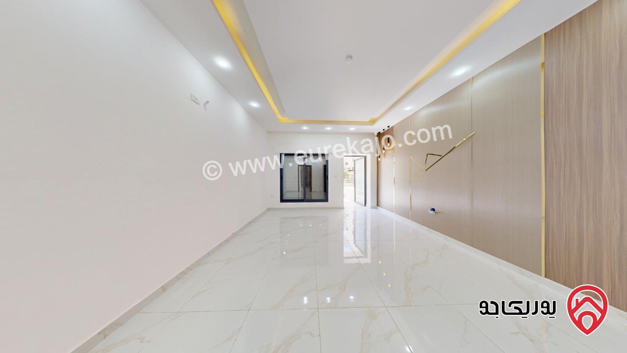 شقة مميزة ارضية مساحة 150م مع ترس 60م و كراج و مدخل مستقل للبيع في عمان - ضاحية الرشيد