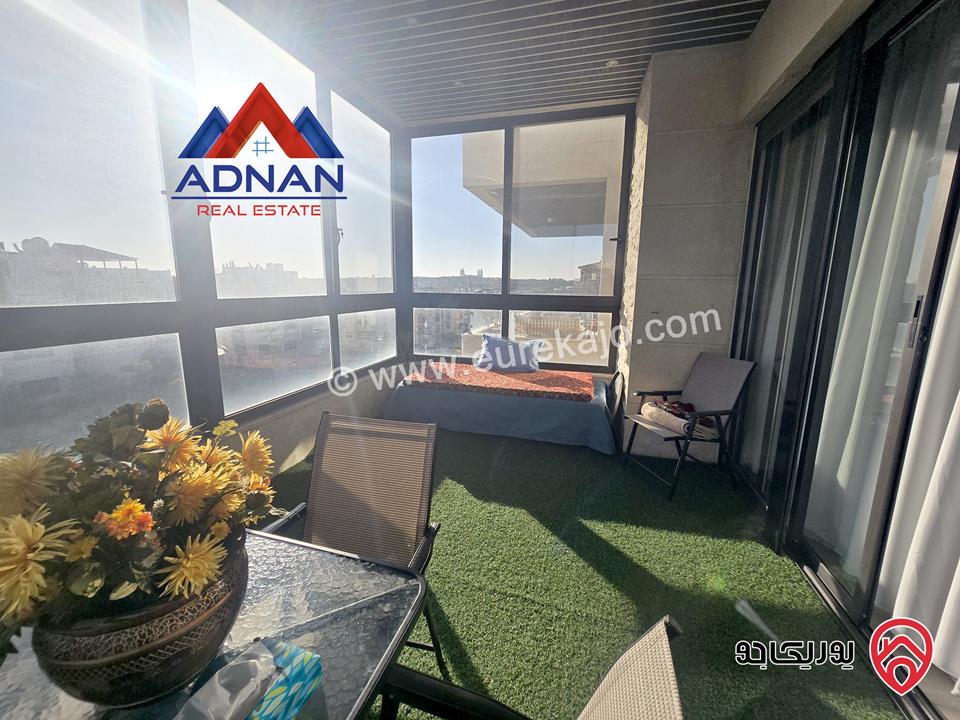 شقة مفروشة بالكامل طابق اخير مع رووف مساحة 250م للبيع في عمان - خلدا