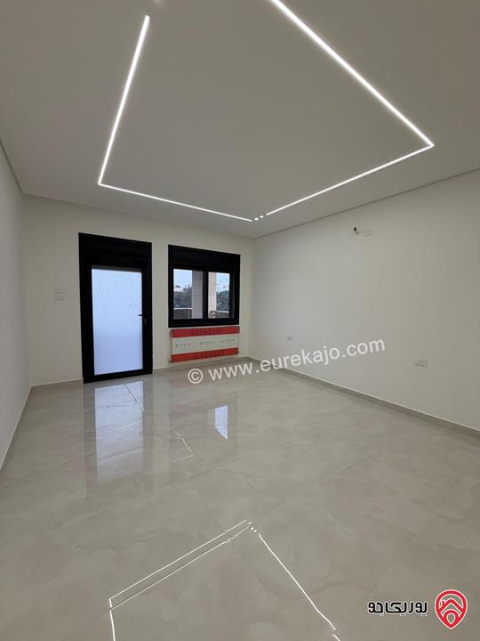 شقة طابق اول مساحة 185 متر سوبر ديلوكس للبيع في عمان - الجبيهة حي المنصور 