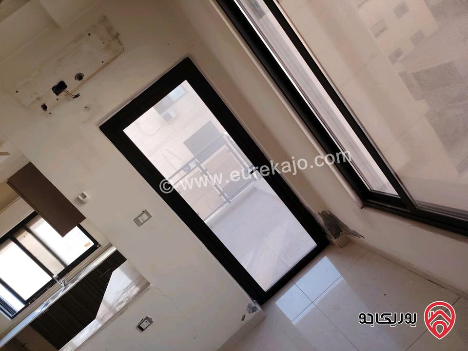 شقة مساحة 146م طابق ثاني للبيع في عمان - حي الصحابة