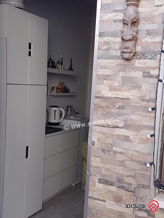 شقة شبه أرضية مساحة 200م مع حديقة 100م للبيع في عمان - الصويفية