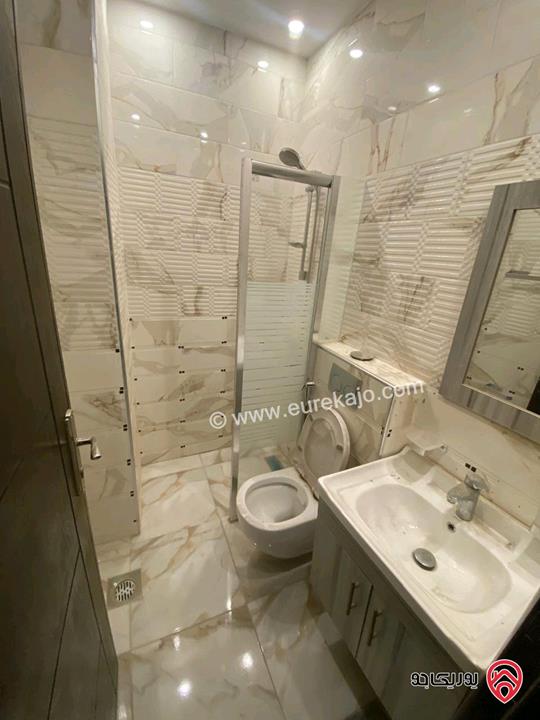 شقة فارغة طابق ثاني مساحة 90م للإيجار في عمان - الدوار السابع 