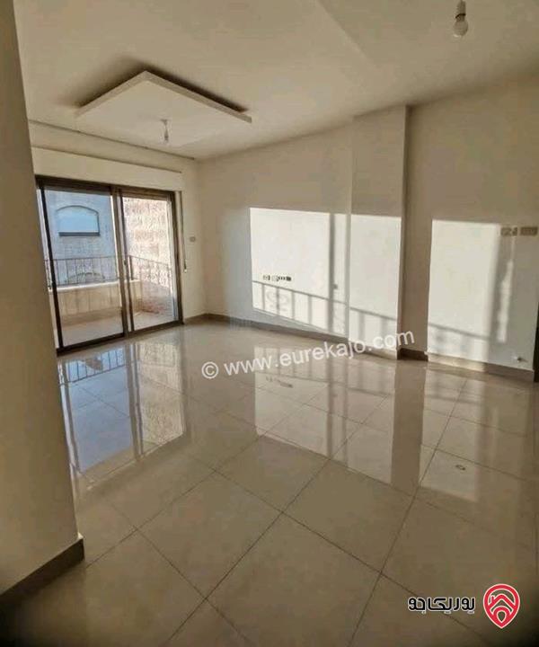 شقة فارغة مساحة 130م طابق ثالث للايجار في عمان - خلدا