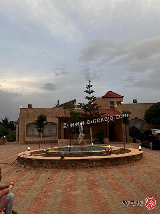 فيلا مساحة 500م على أرض 3 دونم و 750م للبيع في جرش 