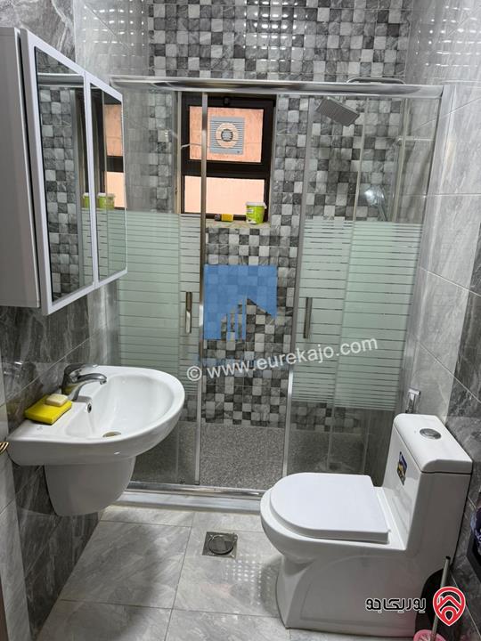 شقة مميزة طابق ثالث 150م تشطيب سوبر ديلوكس للبيع في عمان - خلدا