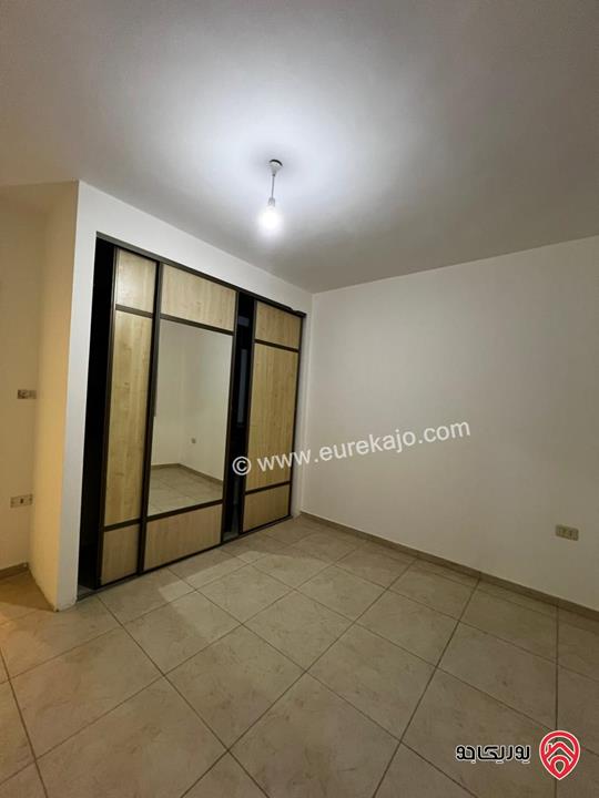 شقة طابق ثالث مساحة 163م للبيع في عمان - خلدا 