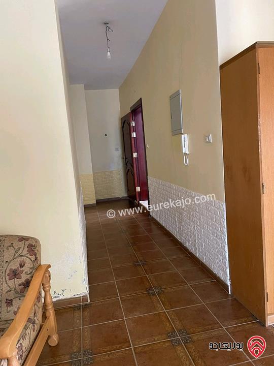 فيلا مساحة 500م على أرض 1157م للبيع في عمان - الجبيهة