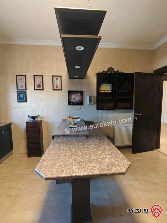 شقة ديلوكس طابق ثالث مساحة 205م للايجار في عمان - ضاحية النخيل 