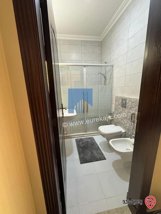 شقة مفروشة مساحة 94م مع ترس امامي 35م للبيع في عمان - ضاحية الأمير راشد