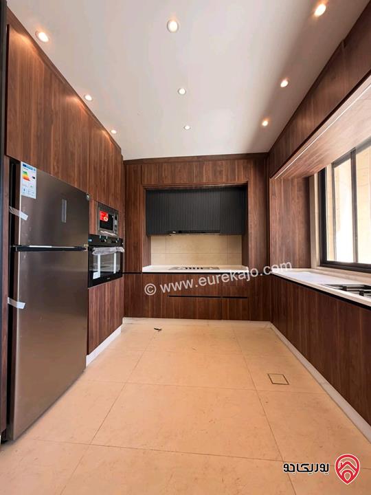 شقة أرضية مساحة 225م داخلي و 123م خارجي للبيع في عمان - كريدور عبدون