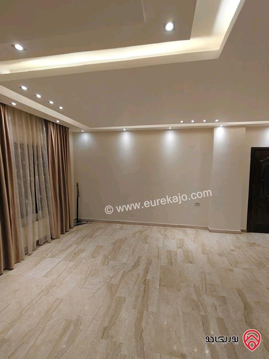 شقة ديلوكس طابق ثالث مساحة 205م للايجار في عمان - ضاحية النخيل 