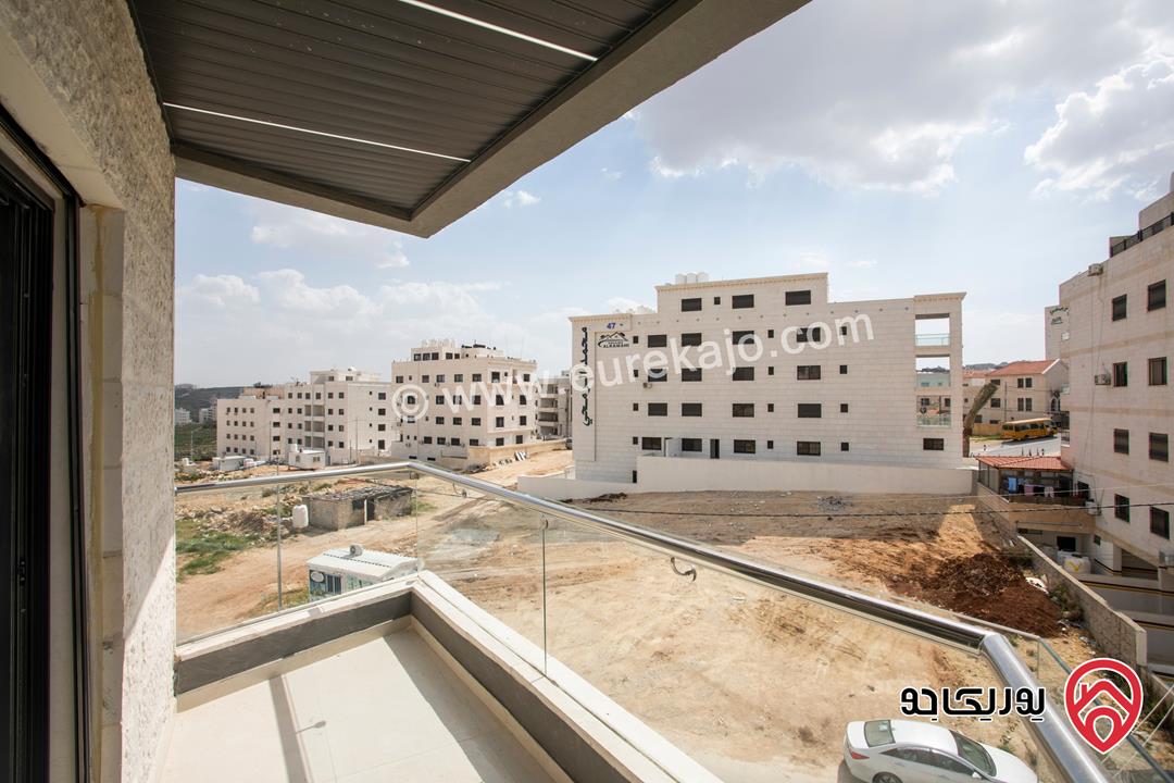 شقة مساحة 160م طابق ثالث مع روف دوبلكس للبيع في عمان - الجبيهة بسعر مغري جدا