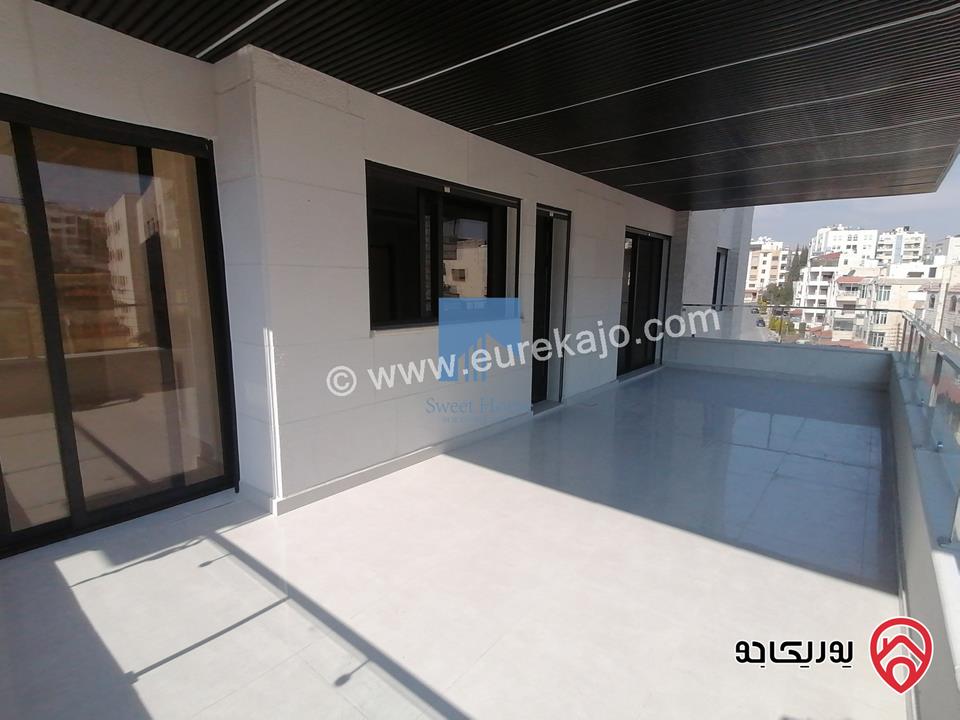 شقة فاخرة للبيع في عمان أم السماق - خلف السيتي مول وقرب مكة مول طابق ارضي 250م تشطيب سوبر ديلوكس لم تسكن