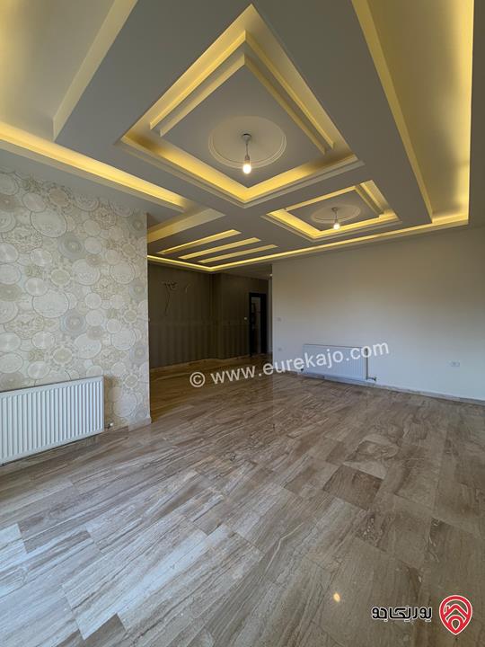 شقة طابق اول مساحة 150 متر للبيع في عمان - الجبيهة / حي المنصور 