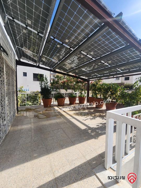 فيلا راقية مساحة 520م على أرض 830م للبيع في عمان - أم أذينة